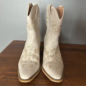 Mi.Im Caroline Embroidered Floral White Cowgirl Ankle Boot
